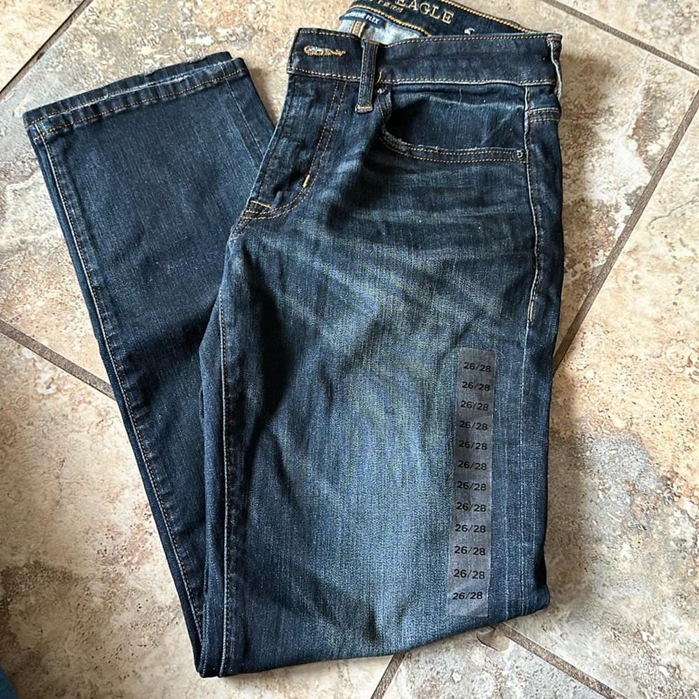 American Eagle 26/28 dark blue jeans